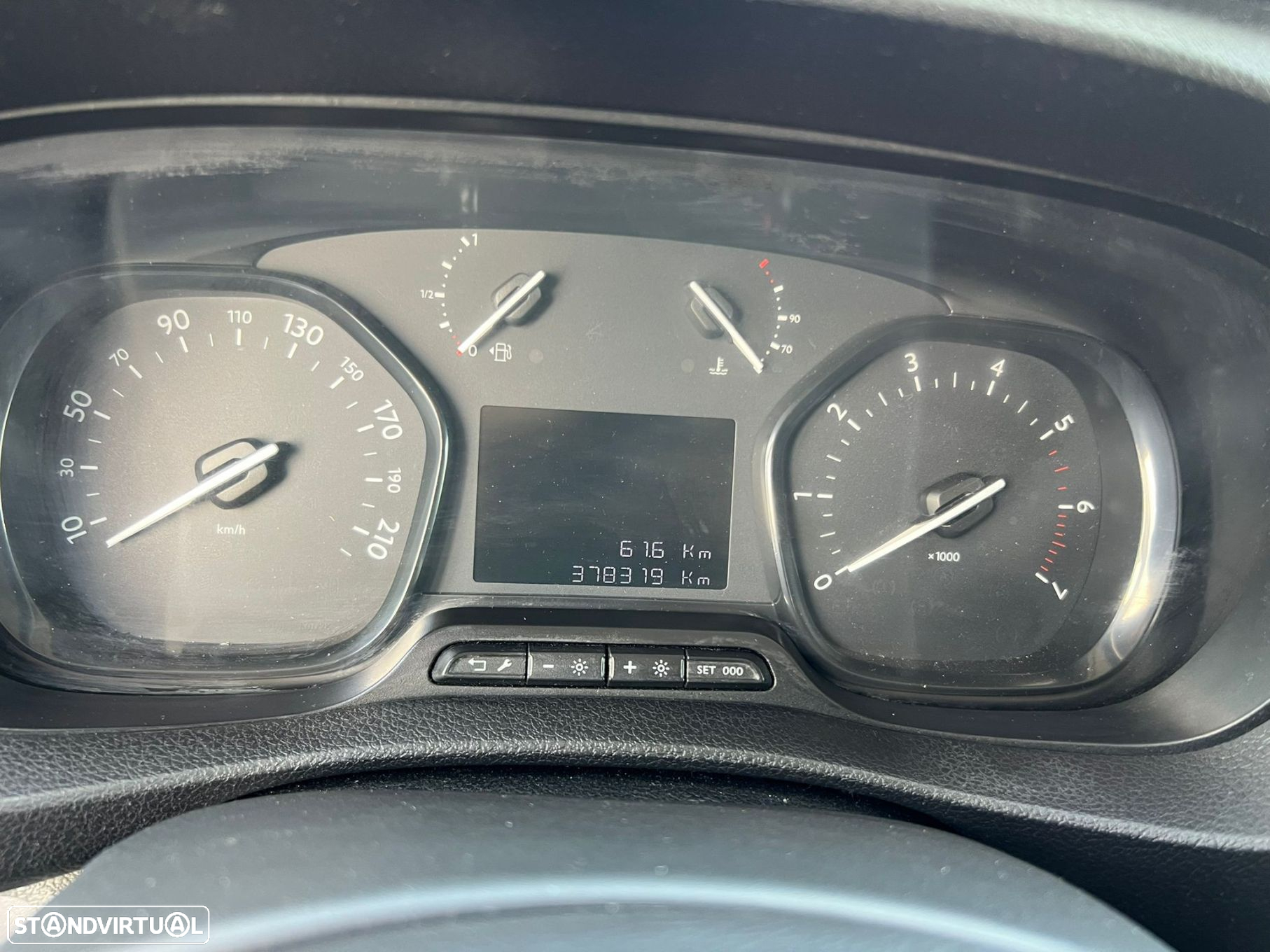 Peugeot Expert 2.0 HDi - 29