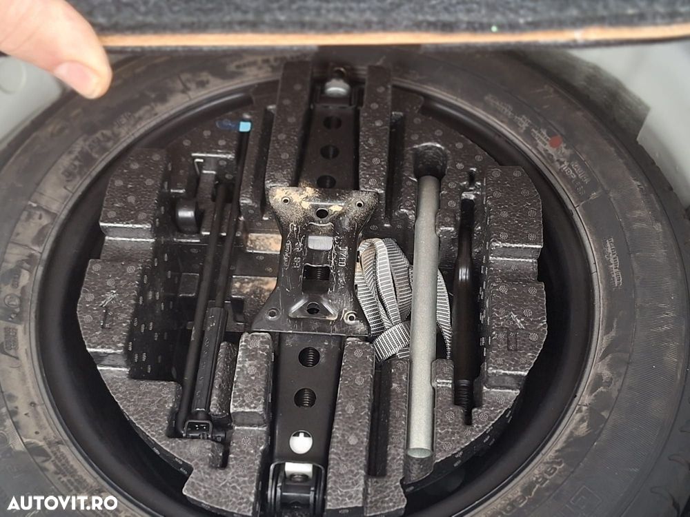 Skoda Kamiq 1.6 TDI Monte Carlo - 26