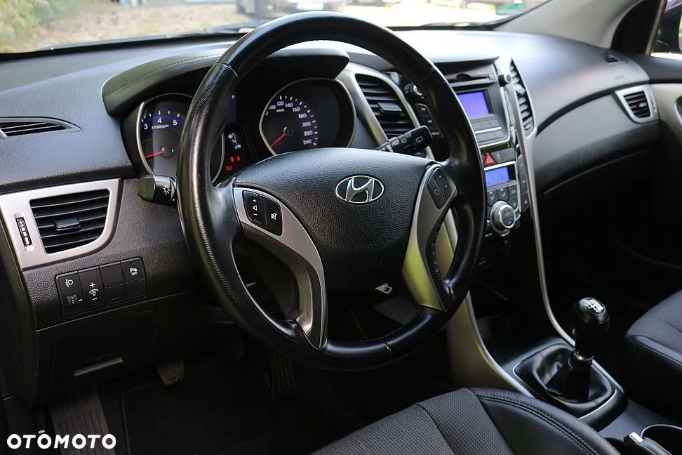 Hyundai i30 1.4 Advantage - 11