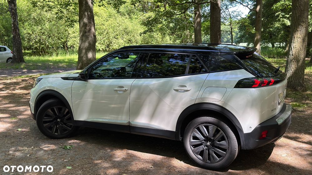 Peugeot 2008 PureTech 130 Allure S&S EAT8 - 6