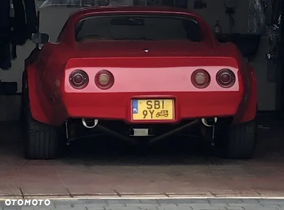 Chevrolet Corvette - 6