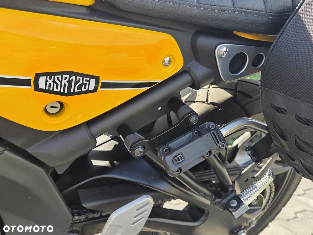 Yamaha XSR - 28