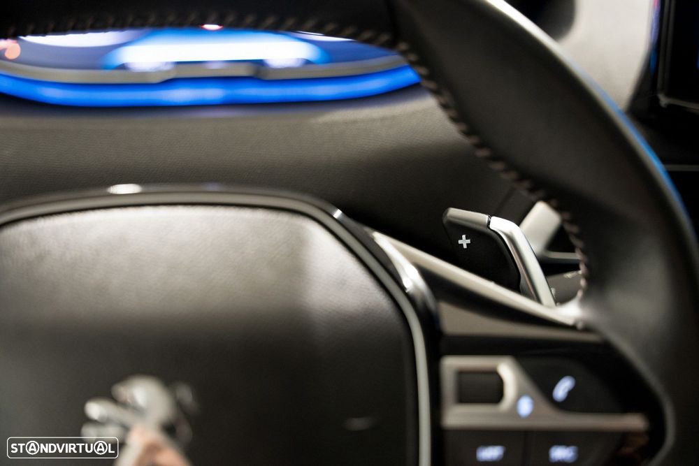 Peugeot 3008 1.2 PureTech Allure EAT8 - 15