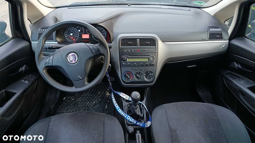 Fiat Grande Punto - 8