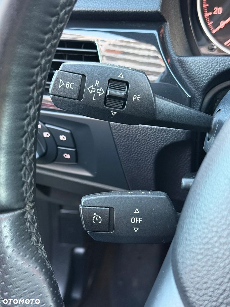 BMW Seria 3 320d Efficient Dynamics Sport Line - 31