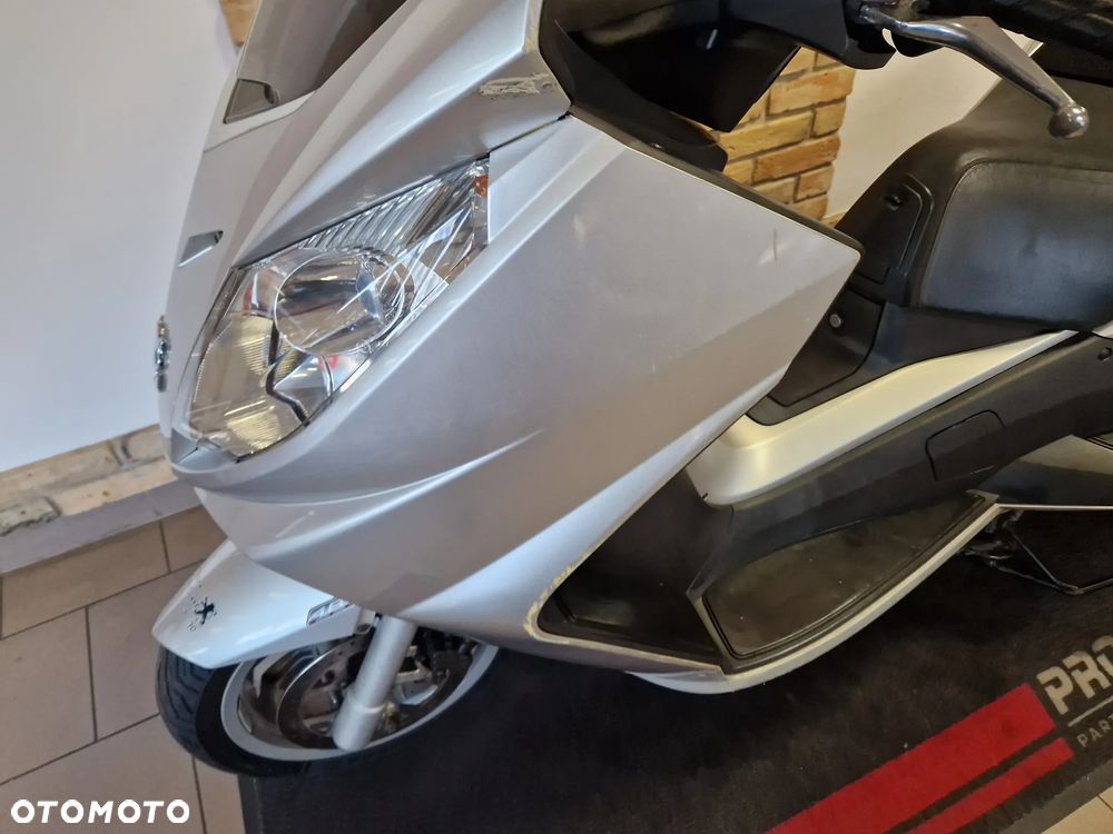 Peugeot Satelis - 13