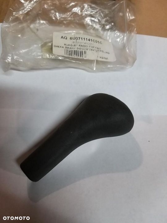 GAŁKA ZMIANY BIEGÓW SKODA FAVORIT  6U0711141C01C - 1