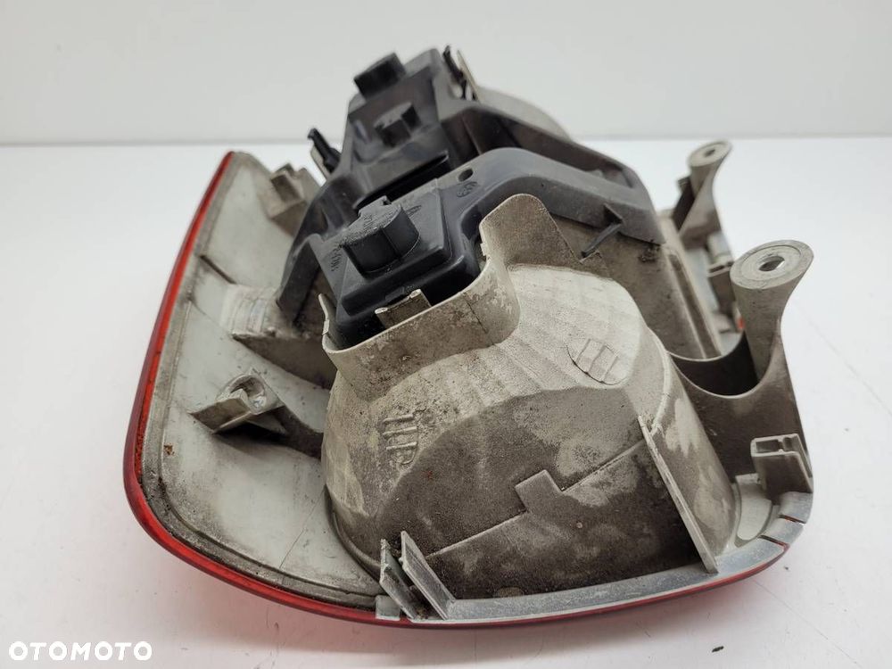 LAMPA TYŁ LEWA VW TOURAN I 1T0945095G ORYGINAŁ - 5