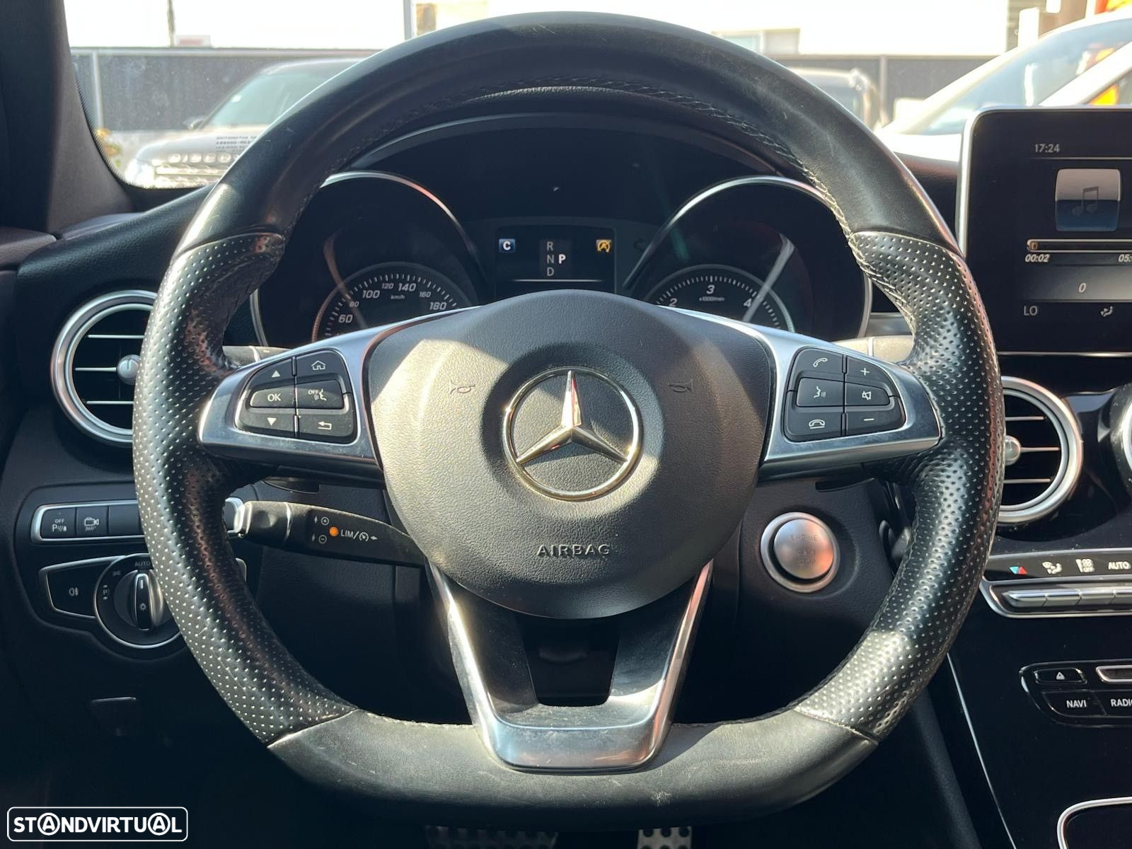 Mercedes-Benz C 220 d AMG Line - 24