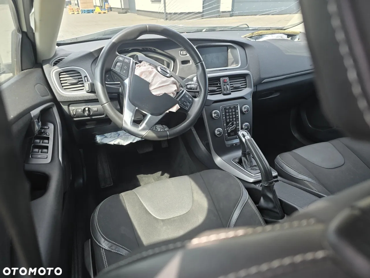 Volvo V40 T2 Geartronic Momentum - 13