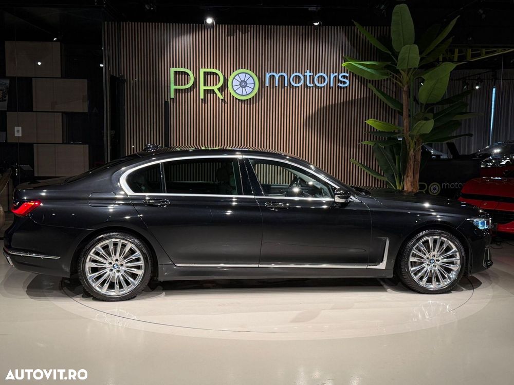 BMW Seria 7 740Ld xDrive - 13