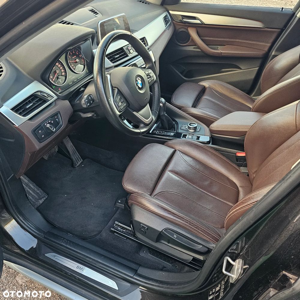 BMW X1 xDrive20i xLine sport - 5