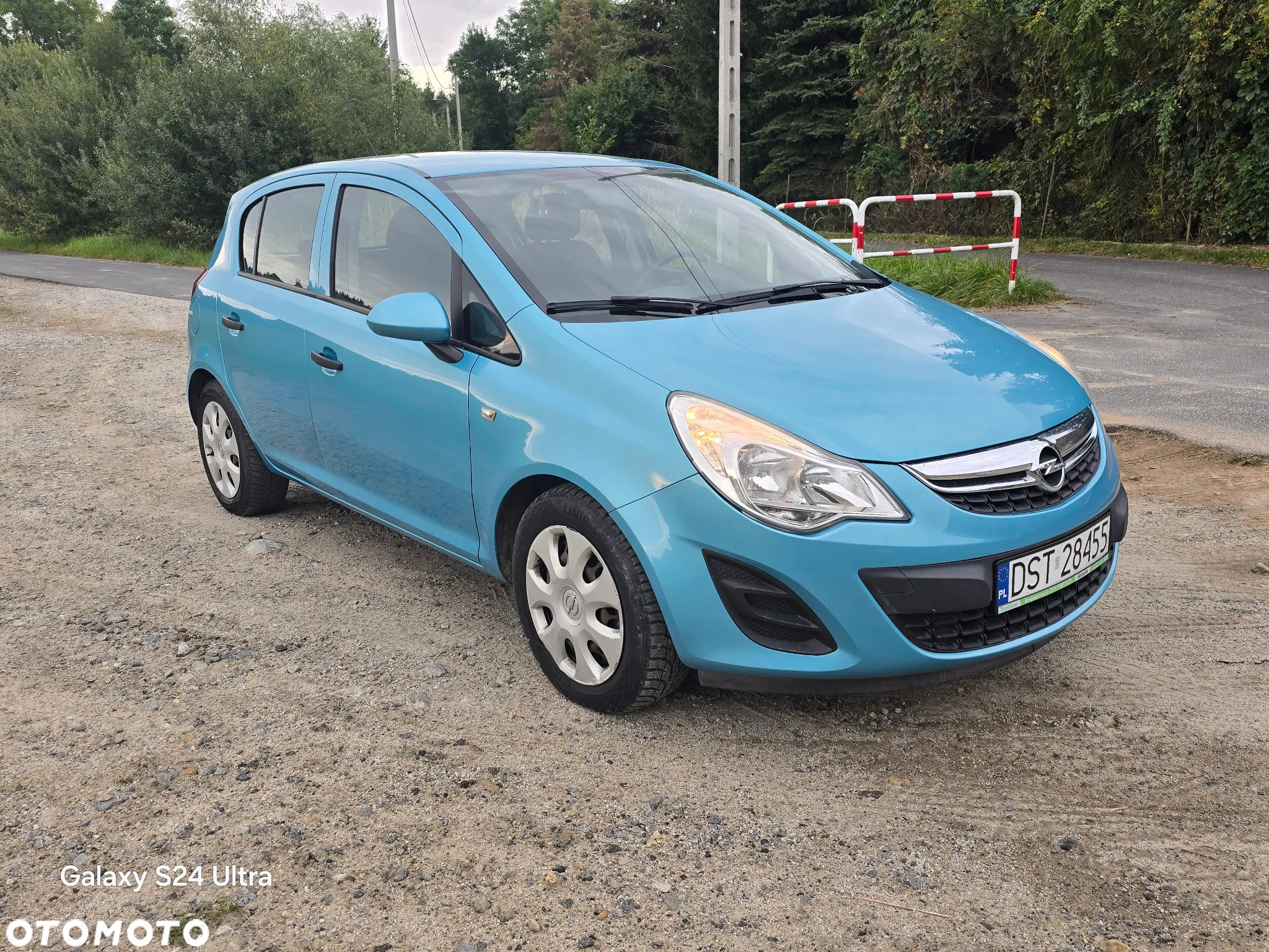 Opel Corsa 1.2 16V (ecoFLEX) Color Edition - 3