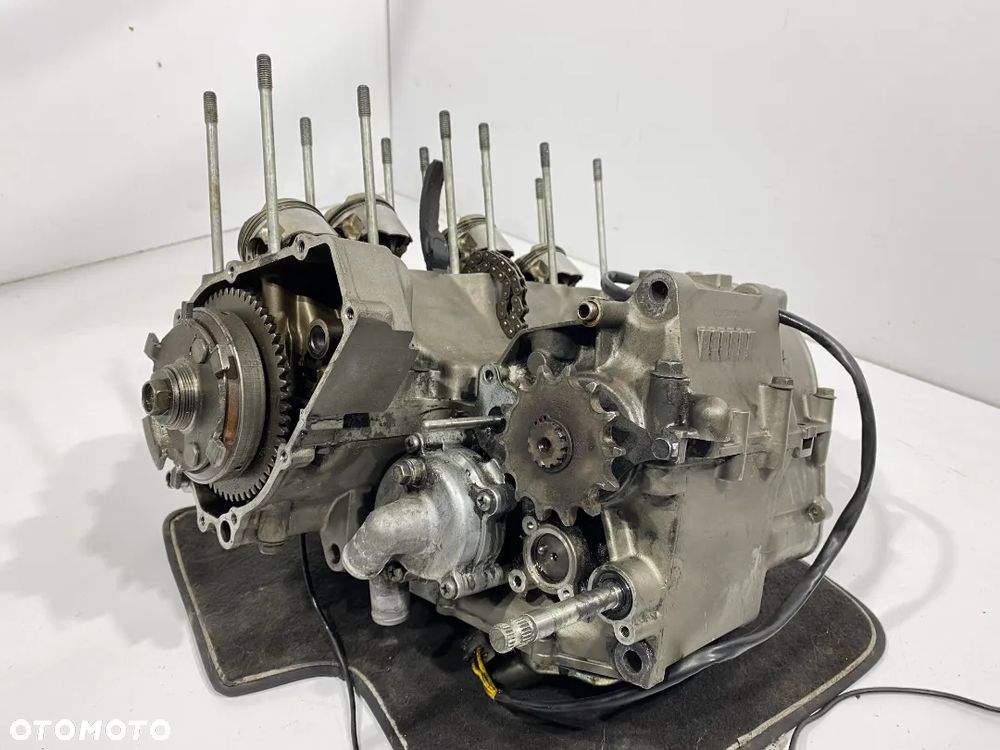 Silnik karter Suzuki Bandit 400 - 4