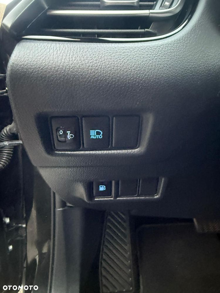 Toyota C-HR 1.8 Hybrid Premium - 18