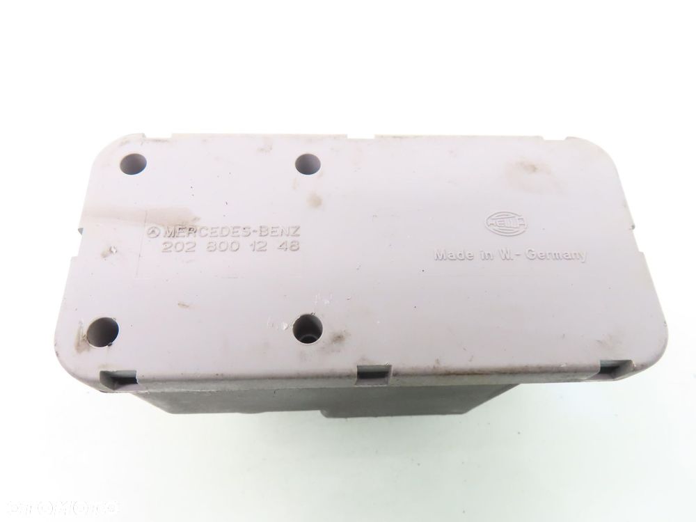 POMPKA ZAMKA CENTRALNEGO MERCEDES W202 2028001248 - 6