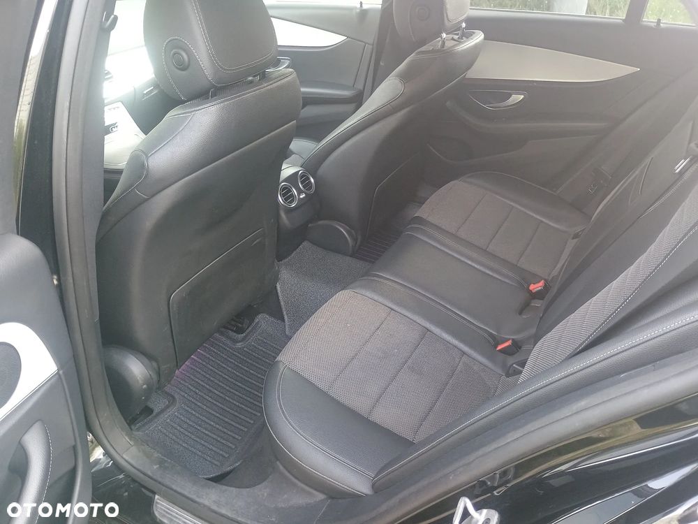 Mercedes-Benz Klasa E 220 d 9G-TRONIC Avantgarde - 10