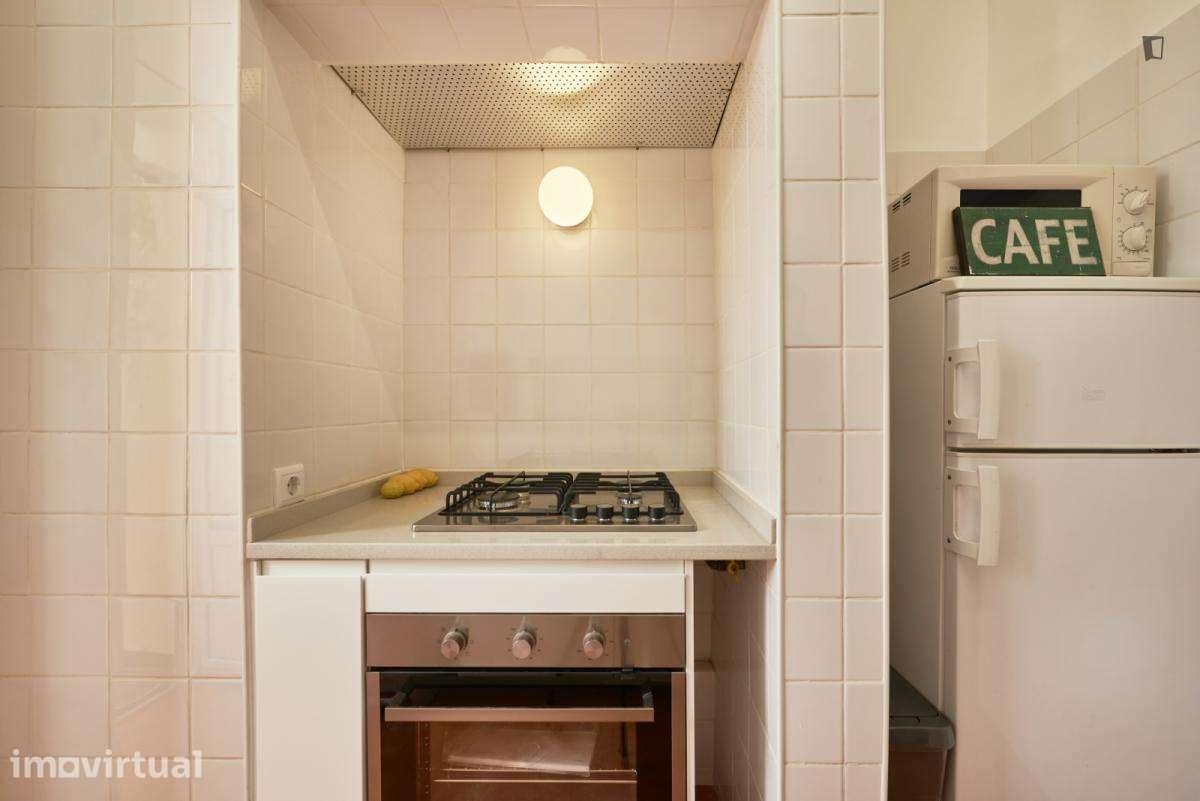 Quarto - localizado em Graça Lisbon - Grande imagem: 4/38