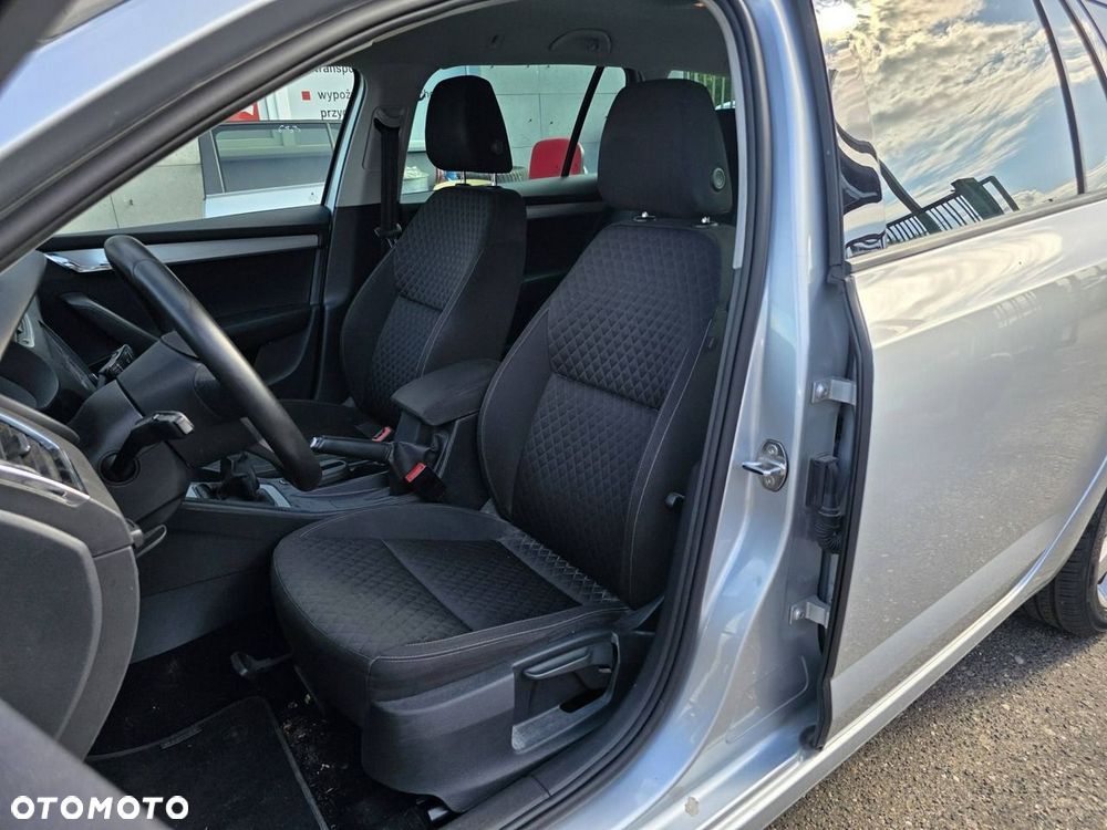 Skoda Octavia 1.4 TSI Ambition - 6