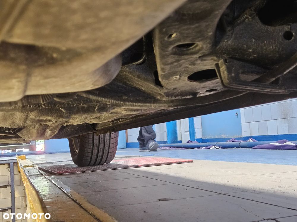 Ford Focus 1.6 X100 - 37