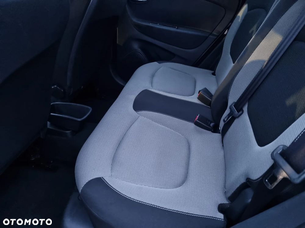 Renault Captur 0.9 Energy TCe Life EU6 - 15