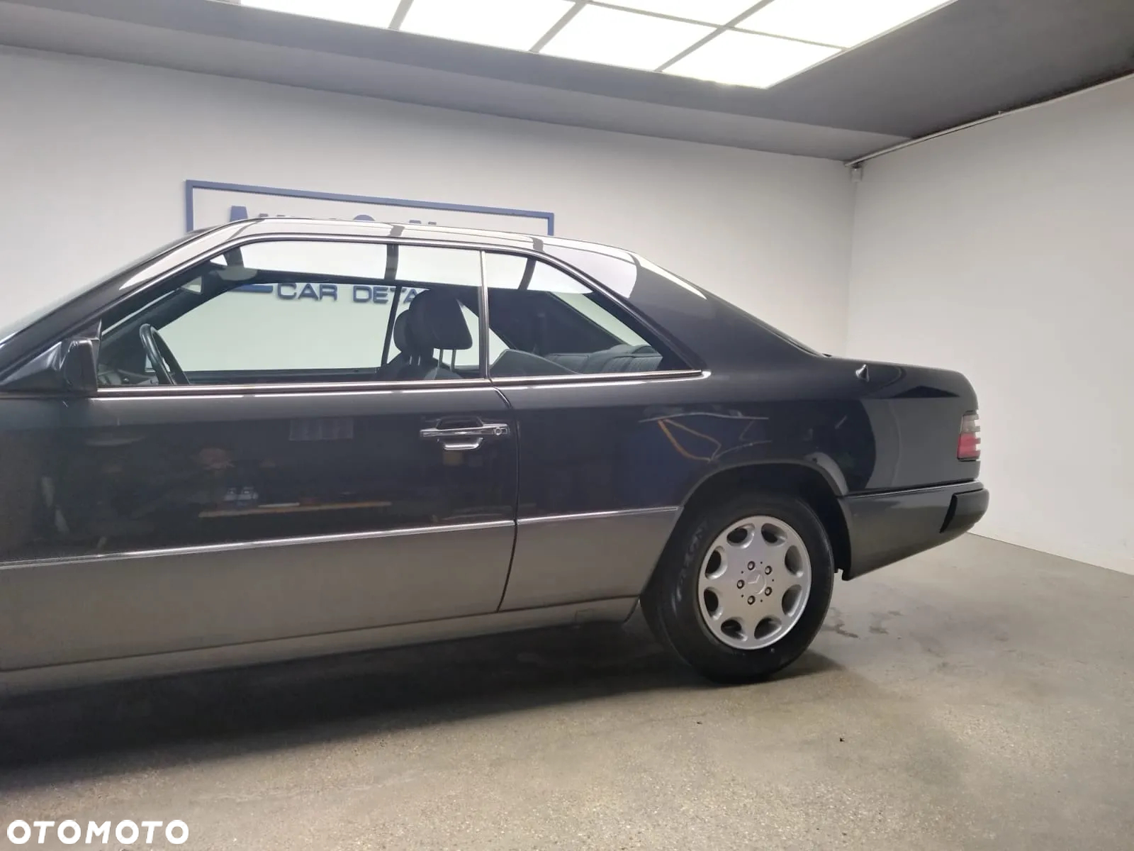 Mercedes-Benz W124 (1984-1993) - 12