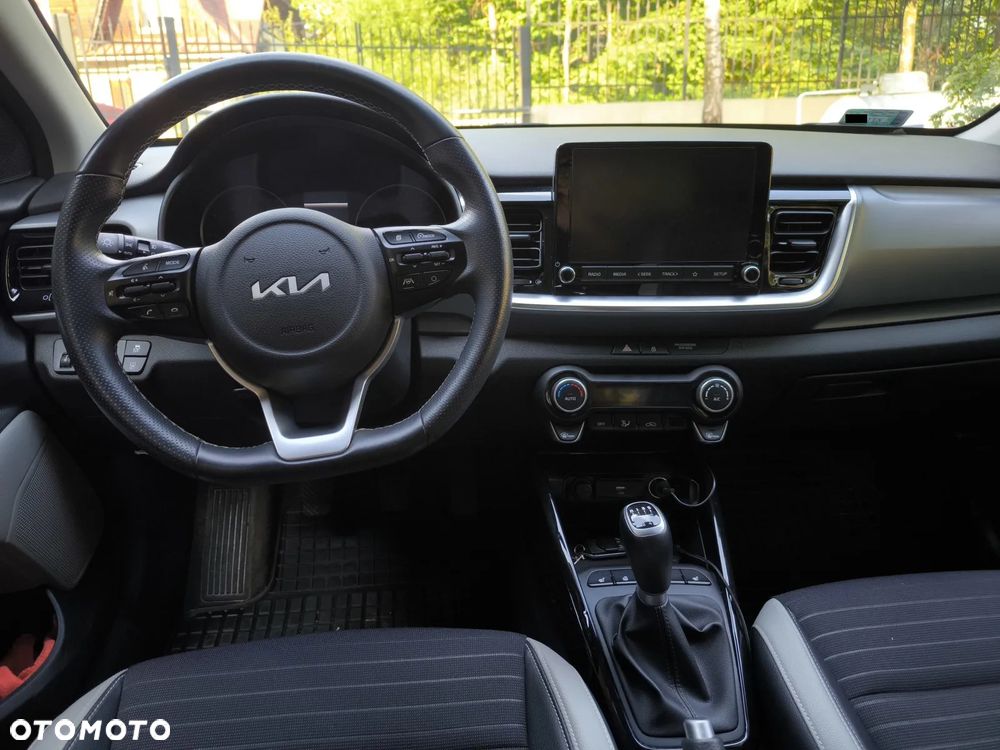 Kia Stonic - 12