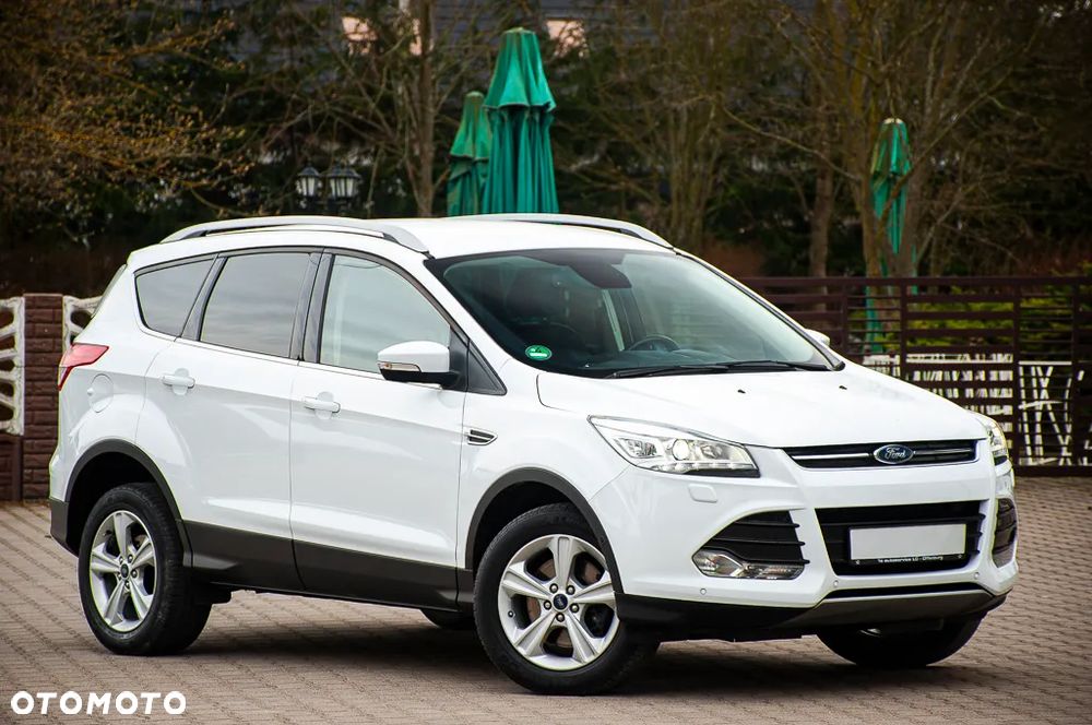 Ford Kuga 1.5 EcoBoost 4WD Titanium Plus - 36