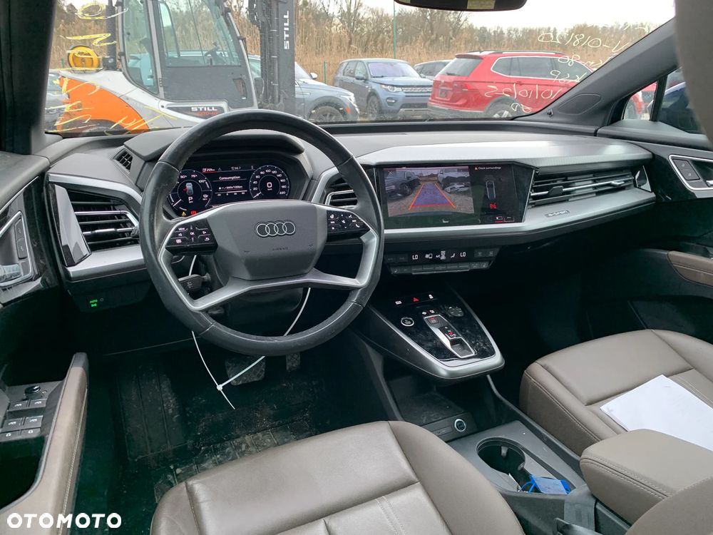Audi Q4 e-tron 45 quattro - 17