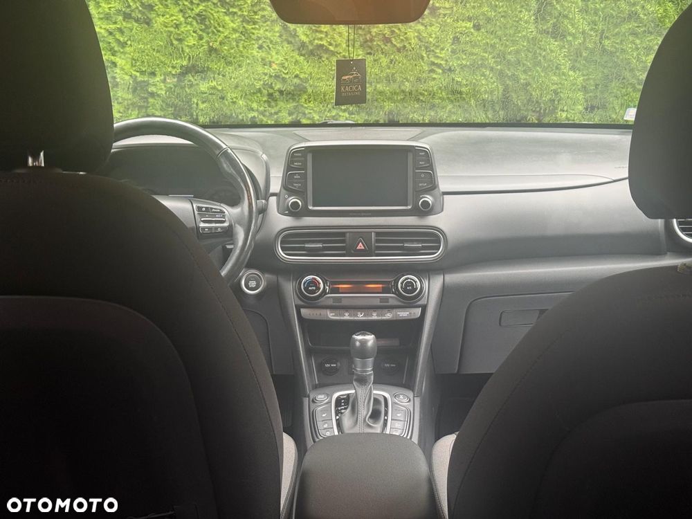 Hyundai Kona - 10
