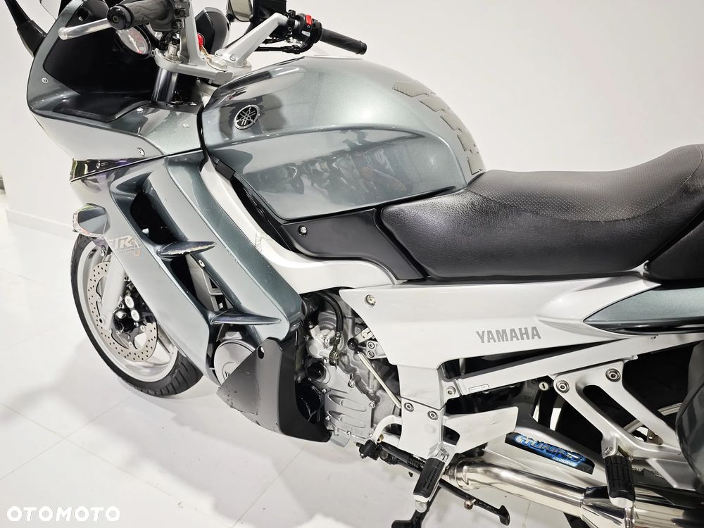 Yamaha FJR - 15
