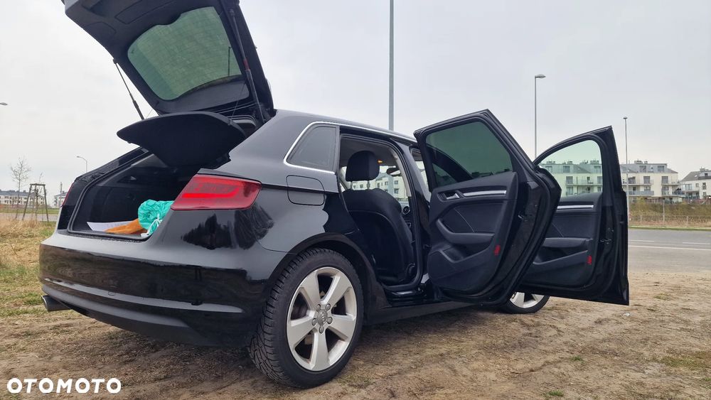 Audi A3 Sportback 2.0 TDI Ambiente - 6