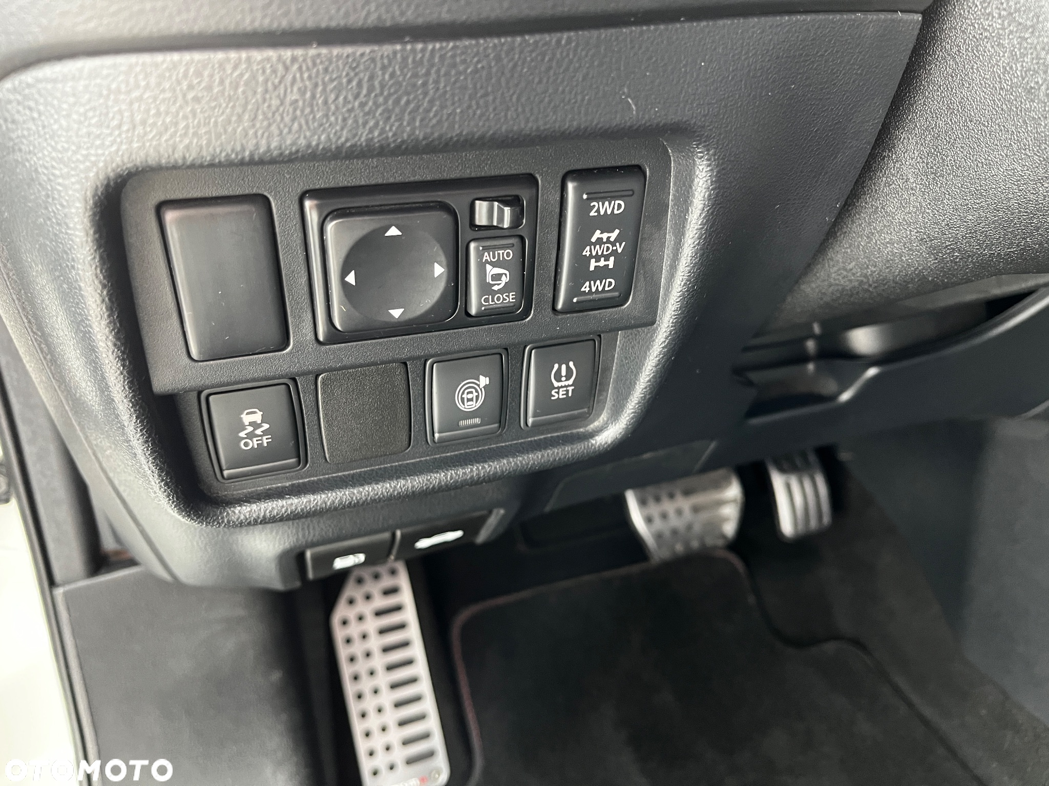 Nissan Juke 1.6 DIG-T Nismo RS 4WD Xtronic EU6 - 28