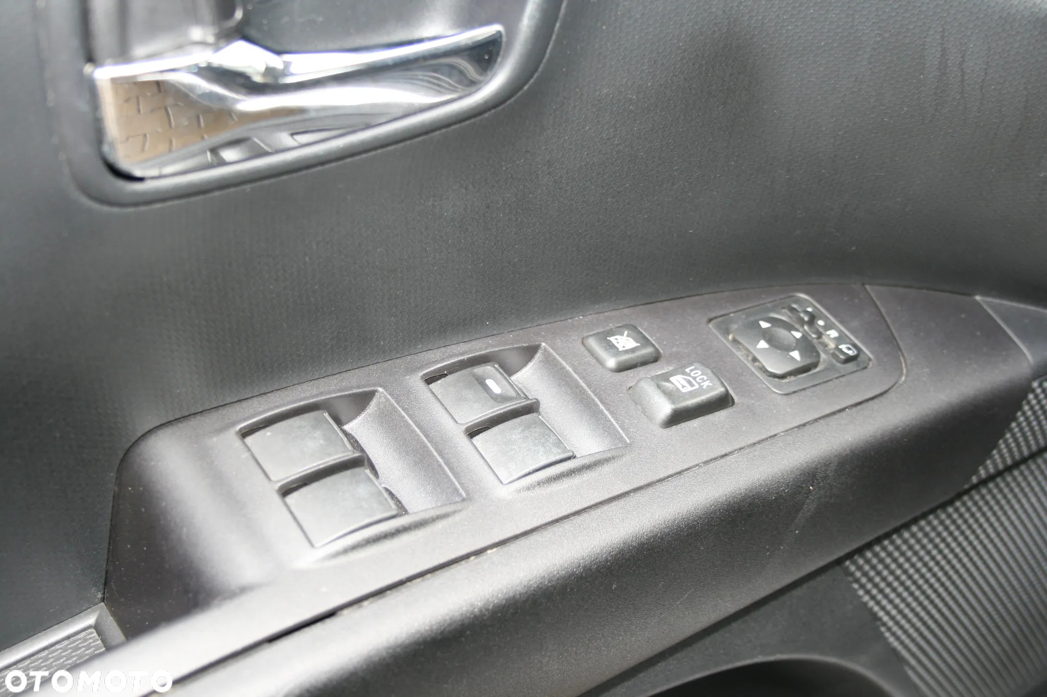 Peugeot 4007 2.2HDi Premium - 12