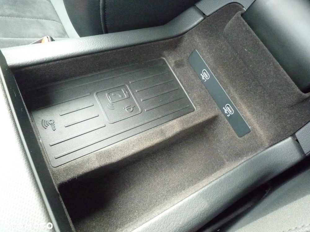 Audi A6 Avant 40 TDI S tronic - 29