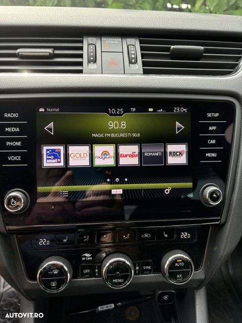 Skoda Octavia 2.0 TDI Style - 12