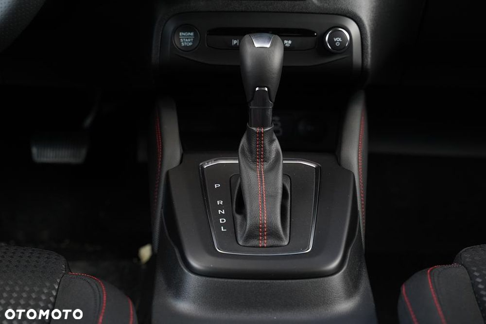 Ford Focus 1.0 EcoBoost mHEV ST-Line X - 23