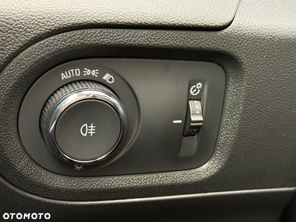 Opel Grandland X 1.2 T Elite S&S - 36