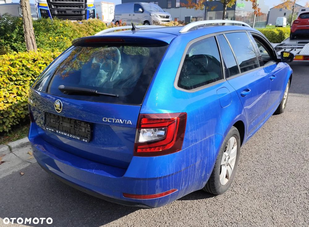 Skoda Octavia 1.6 TDI Ambition - 3