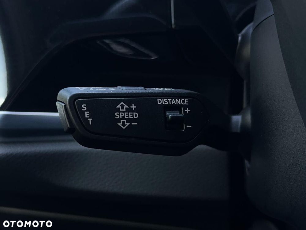 Audi Q3 Sportback - 16