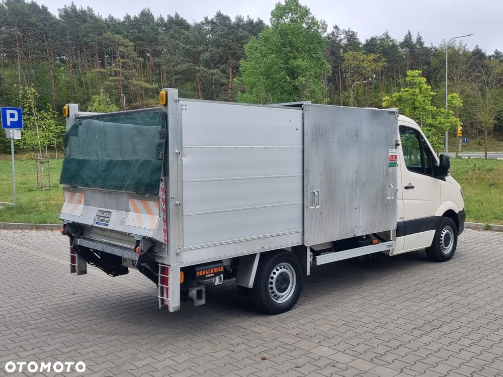 Mercedes-Benz Sprinter - 12