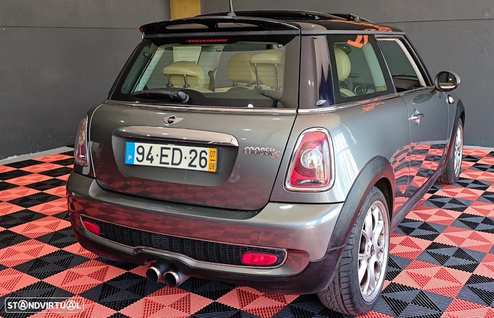 MINI 3 Portas Cooper S - 4