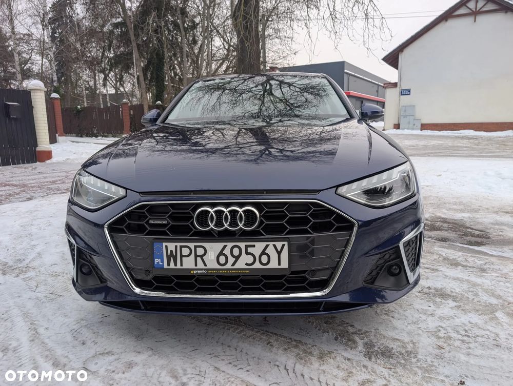 Audi A4 Limousine - 12