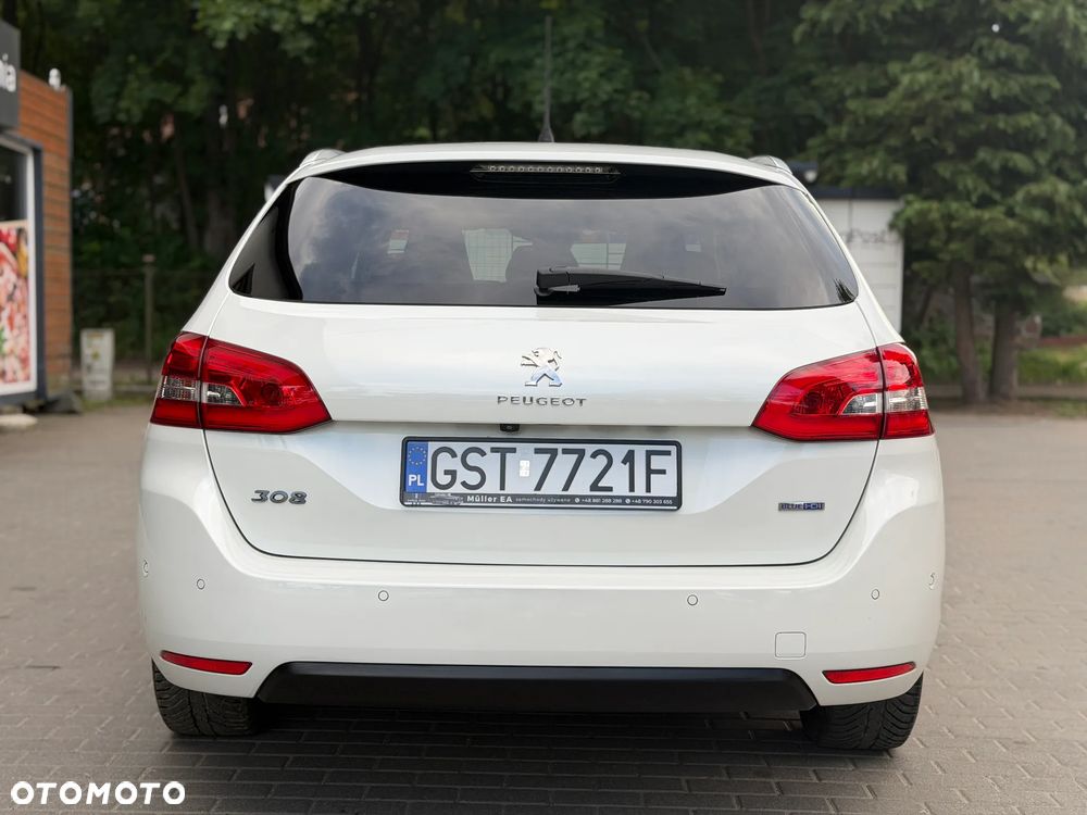 Peugeot 308 2.0 Blue HDi Allure S&S - 11