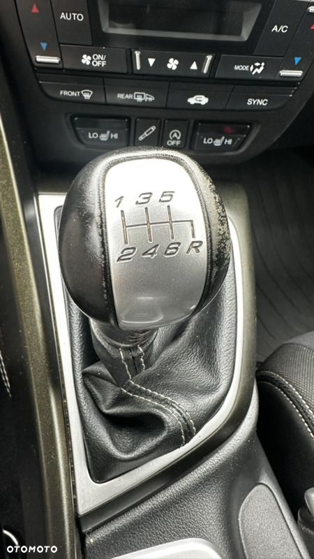 Honda Civic 1.6 i-DTEC Executive Black Edition - 39