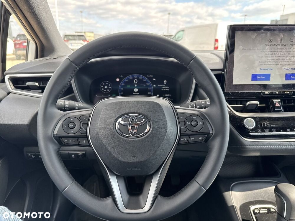 Toyota Corolla - 18