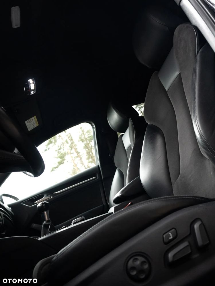 Audi A3 Sportback 2.0 TDI S line Sportpaket - 13