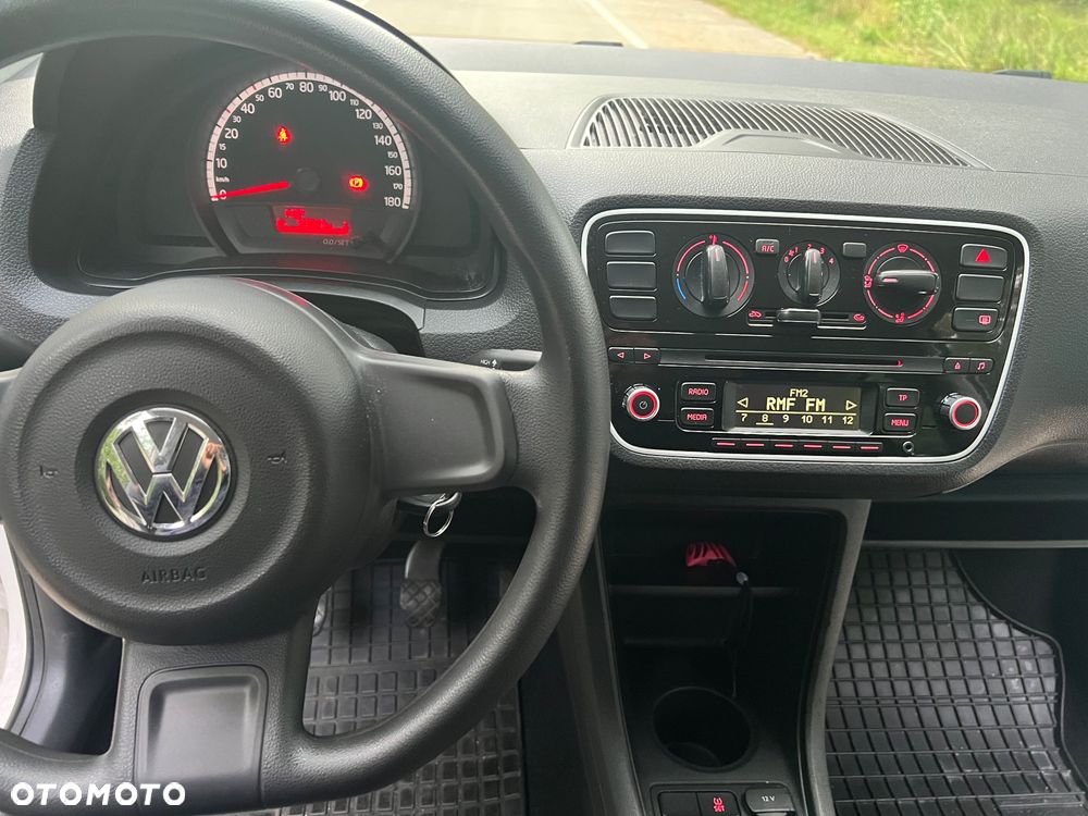 Volkswagen up! - 3