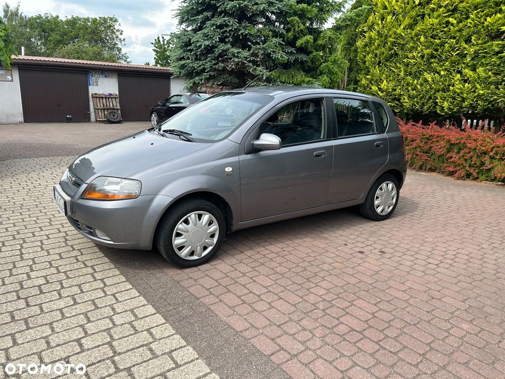 Chevrolet Kalos - 10