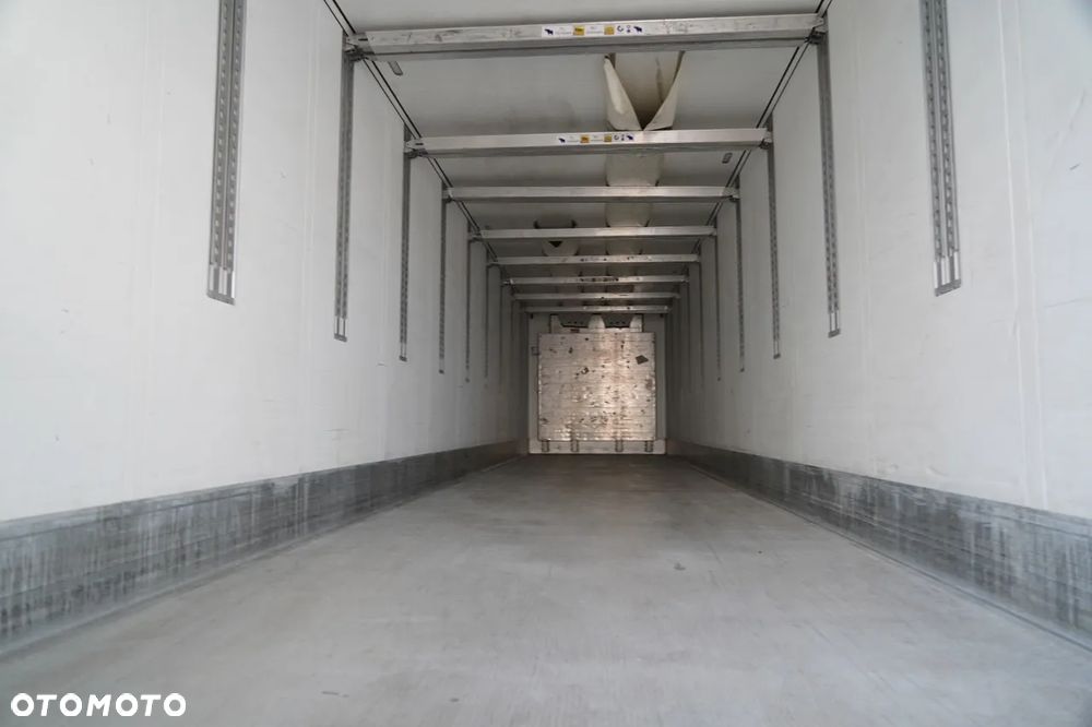 Schmitz Cargobull CHŁODNIA / CARRIER VECTOR 1550 / 2x  OŚ PODNOSZONA / DOPPELSTOCK / KOSZE NA PALETY - 15